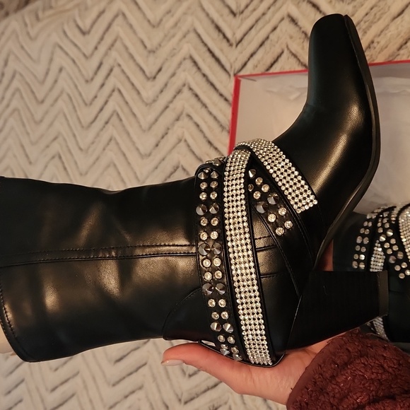 Ann Creek Lucea Strap Boot - Picture 2 of 3